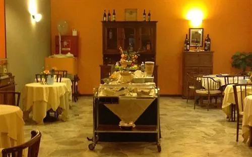 فندق اير مالبينسا 3*