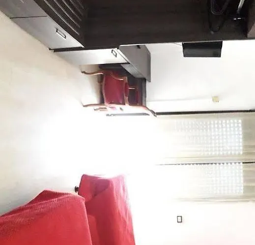 اير مالبينسا أوليجّ